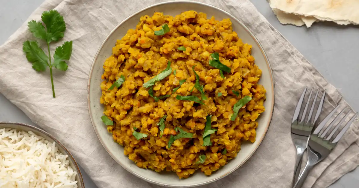 Dahl de lentilles corail à la coriandre fraîche et au citron vert